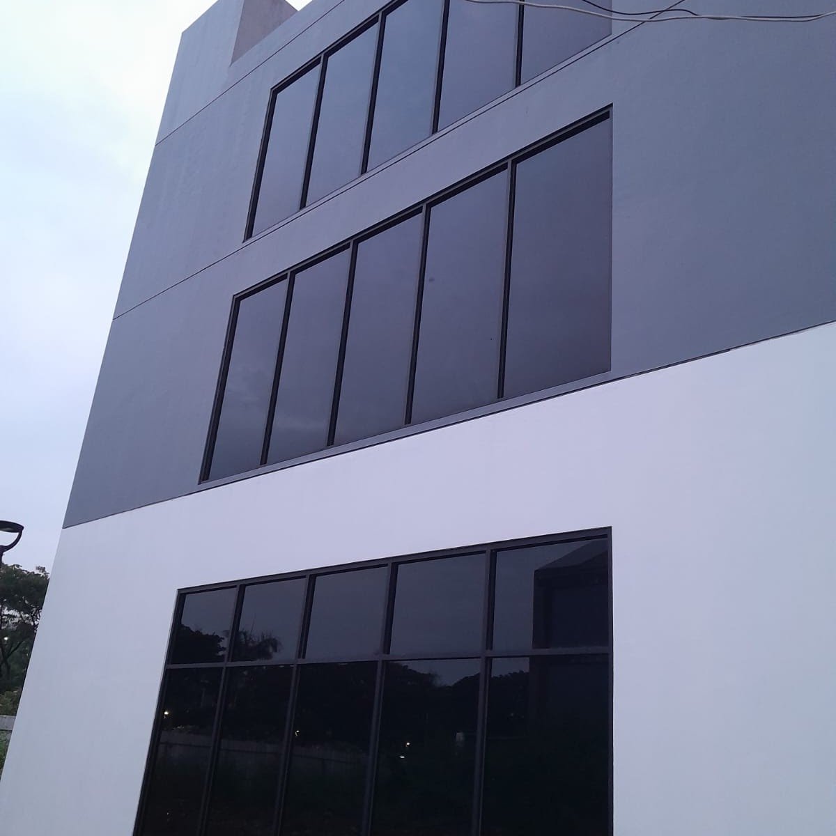 Kaca Film Gedung dan Kantor